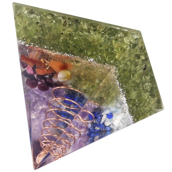 天然水晶能量金字塔铜线绕线水晶碎石摆件冥想能量塔 能量发生器 摆件 - 图片 5