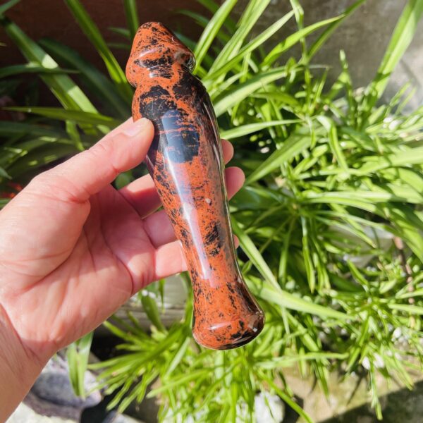 天然红曜石原石雕刻打磨水晶按摩棒摆件 - 图片 3