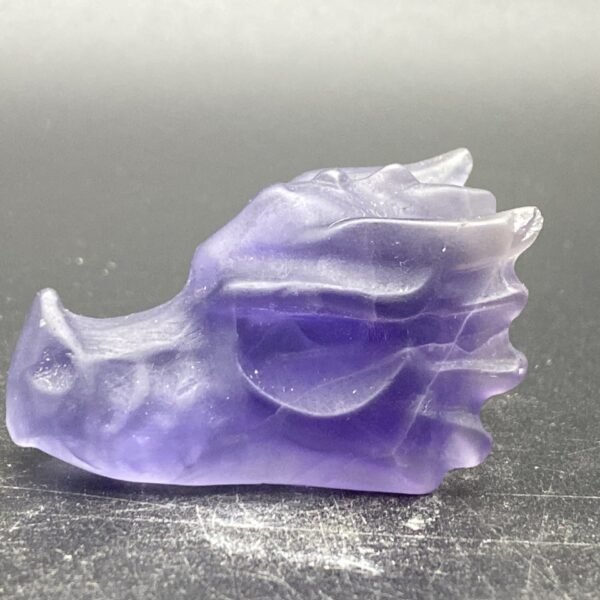 天然萤石狼头精品水晶手工雕刻件桌面摆件手工雕刻件装饰 - 图片 3