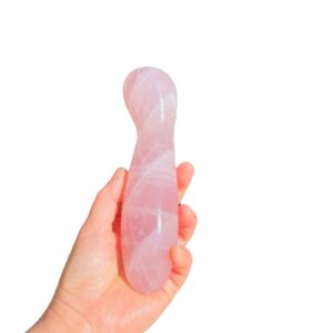 天然粉晶雕刻打磨原石 水晶按摩棒