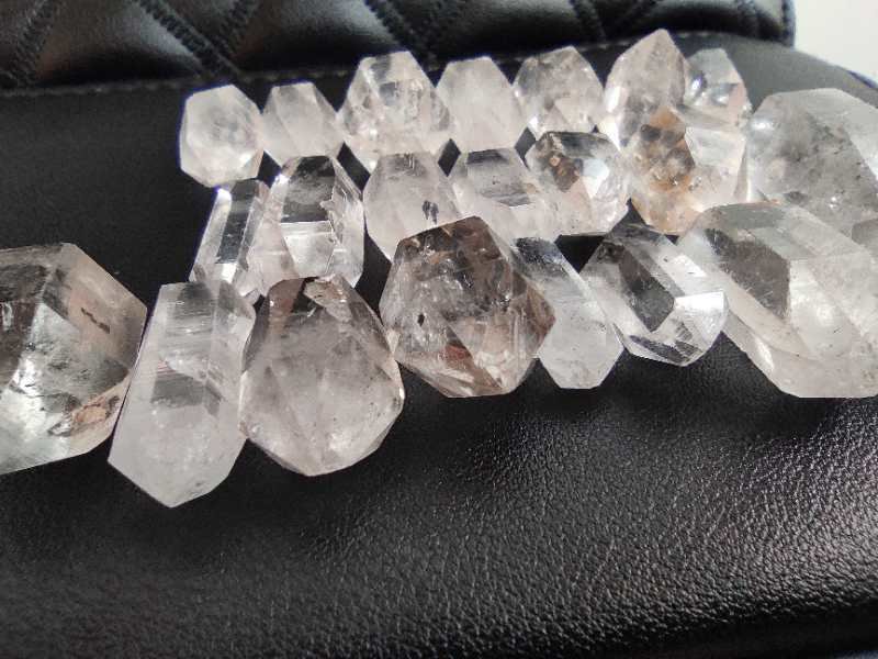 新款直供自然闪灵钻赫尔激萌【萨满王国】现货闪灵钻 仪式工具 新款直供自然闪灵钻赫尔激萌【萨满王国】现货闪灵钻 仪式工具