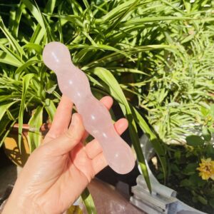 天然粉晶雕刻打磨原石 水晶按摩棒水晶糖葫芦