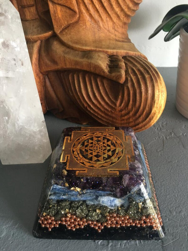 正品 进口灵气师玛雅奥格尼金字塔 18k Shri Yantra充能金字塔紫晶蓝石 - 图片 2