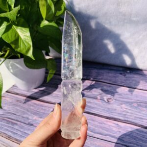 热销源头天然水晶多种材质水晶匕首摆件家居办公装饰