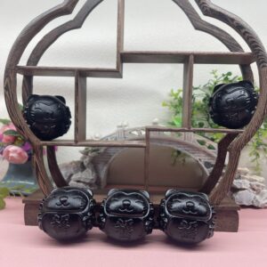 热销  天然黑曜石达摩雕刻件水晶原石小摆件